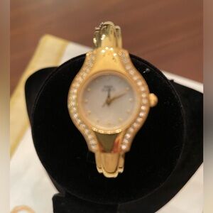 Beautiful, Anne Klein dressy ladies watch